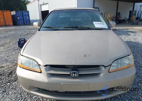 2000 Honda Accord 2.3 Se z USA, uszkodzony, nr VIN 1HGCG6698YA107838